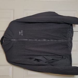 Arc'teryx Atom Women's XL hooded puffy jacket